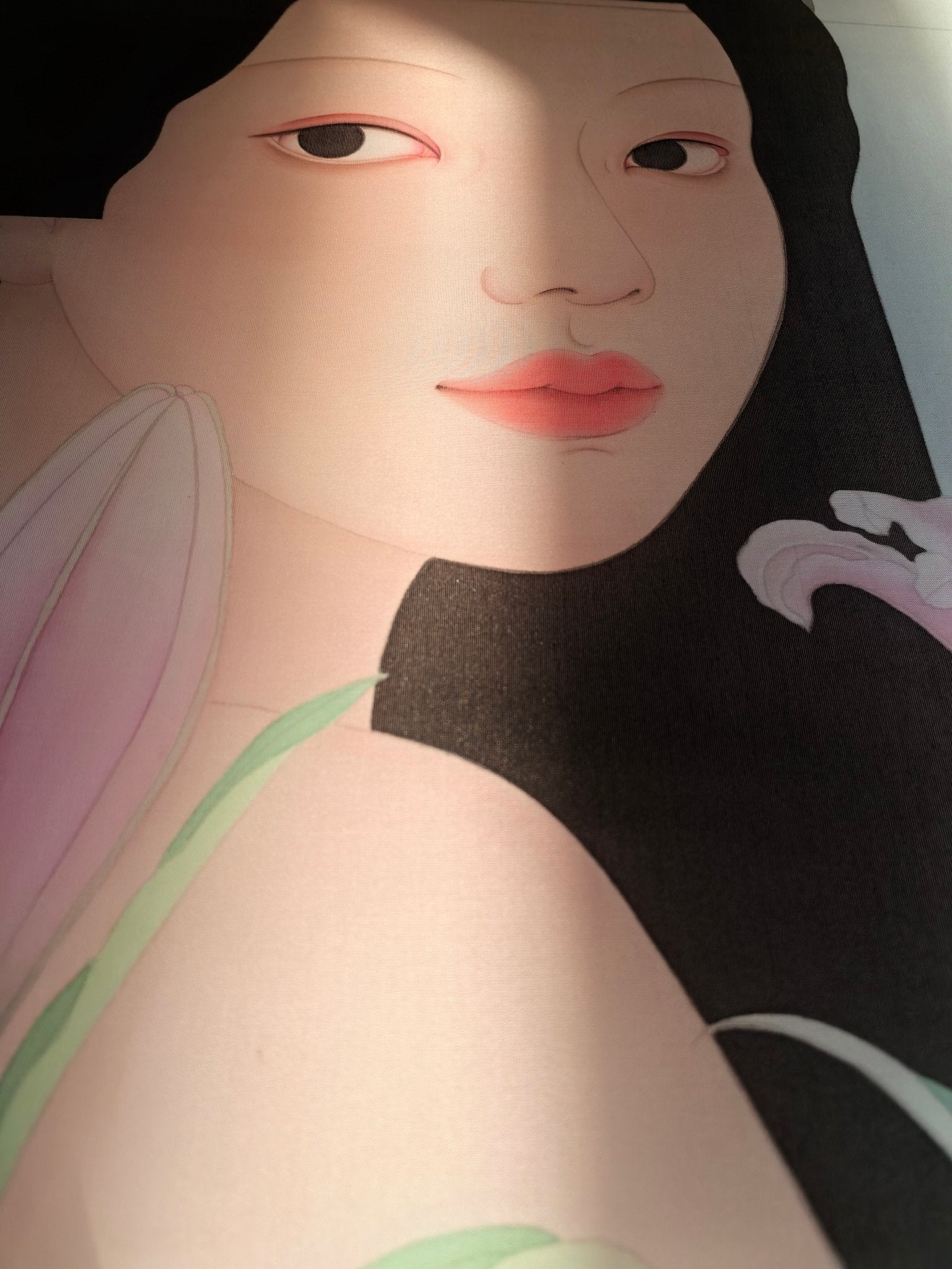 Backward Glance - Ink and Color on Silk 14.2'' × 23.6'' | Chinese Original Painting | Magic Bear Art